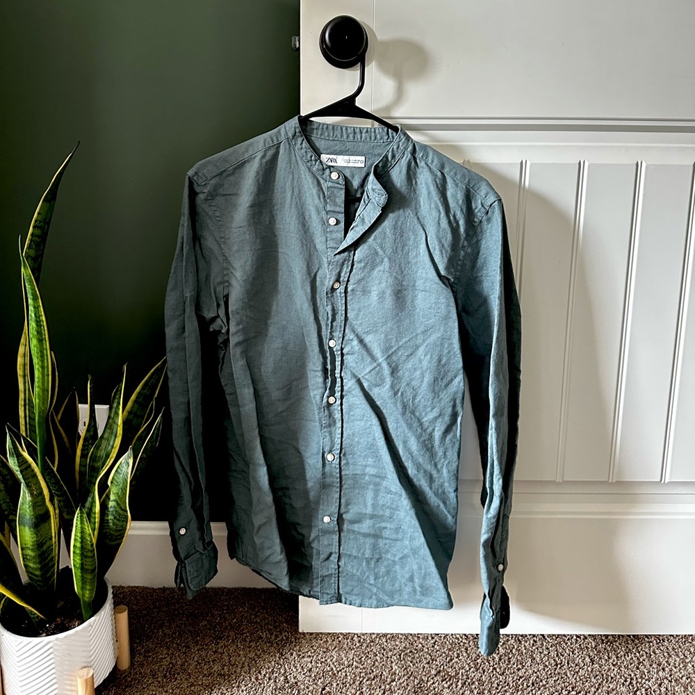Zara Men’s Button-Up Shirt